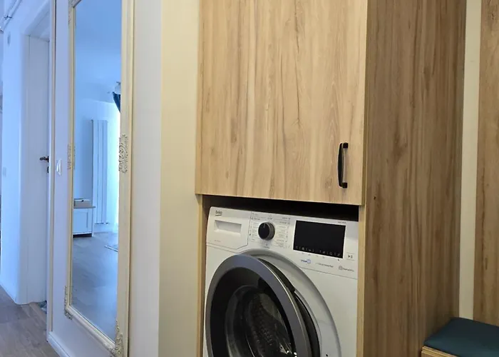 Lovely טקירגיול