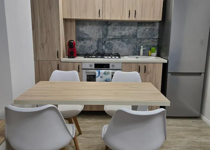 Lovely דירה טקירגיול